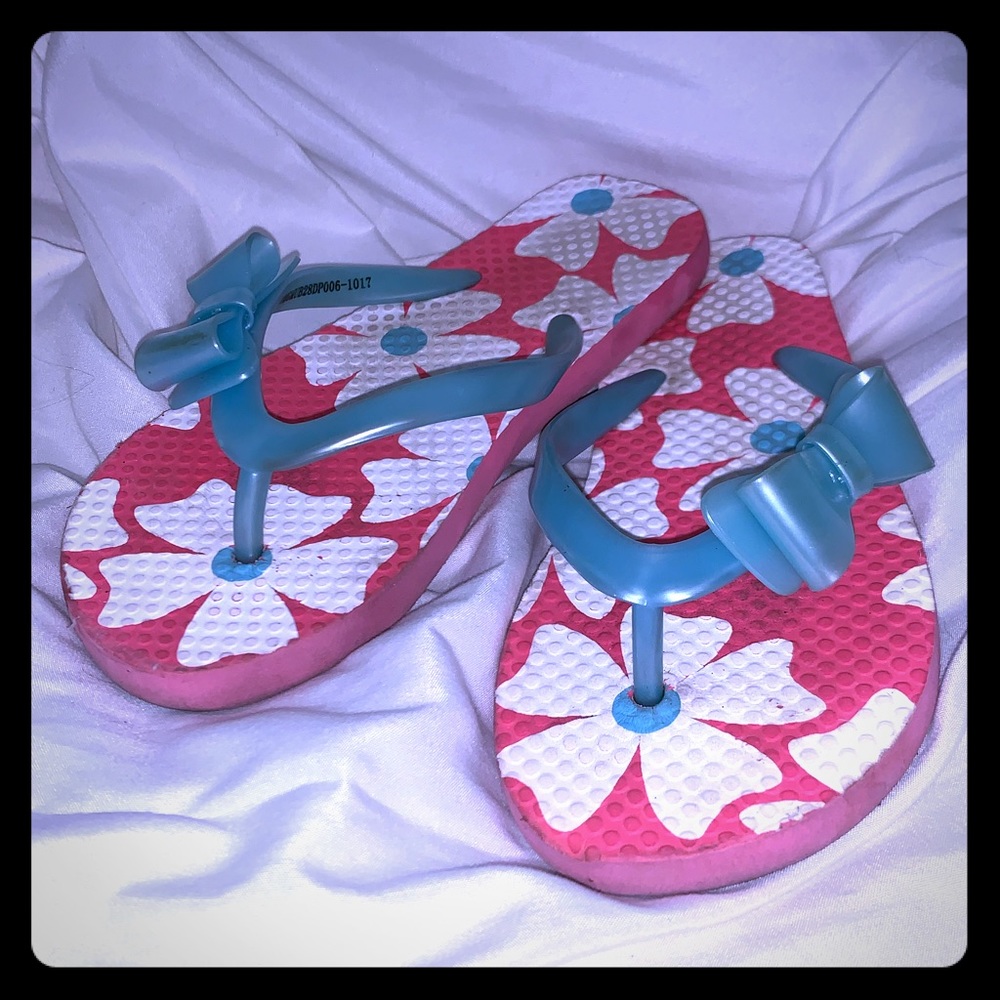 Little girls flip flops